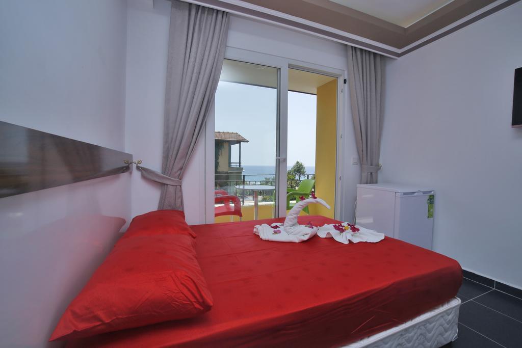 Ustun Apart Pansiyon Alanya Oda fotoğraf
